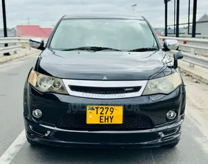 Photo - Mitsubishi Outlander 2010 Black