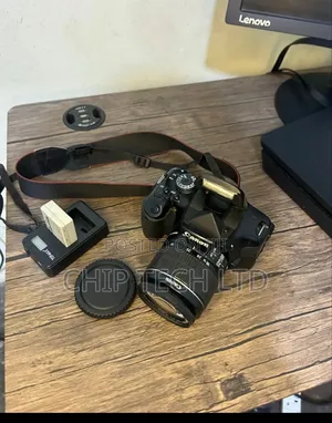 Canon 600d With Lens