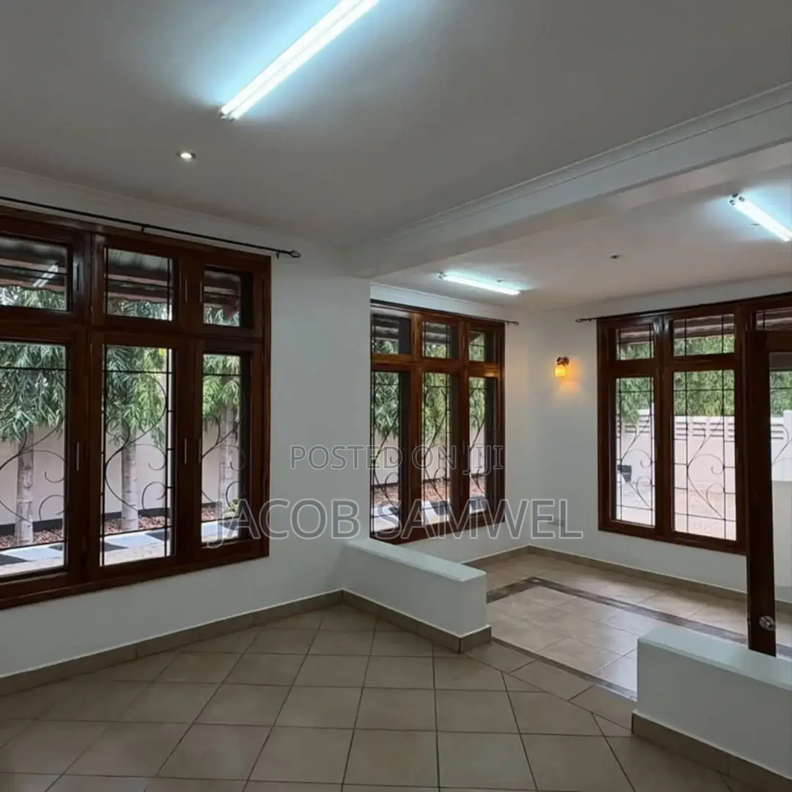 5bdrm House in Oysterbay, Kinondoni for rent