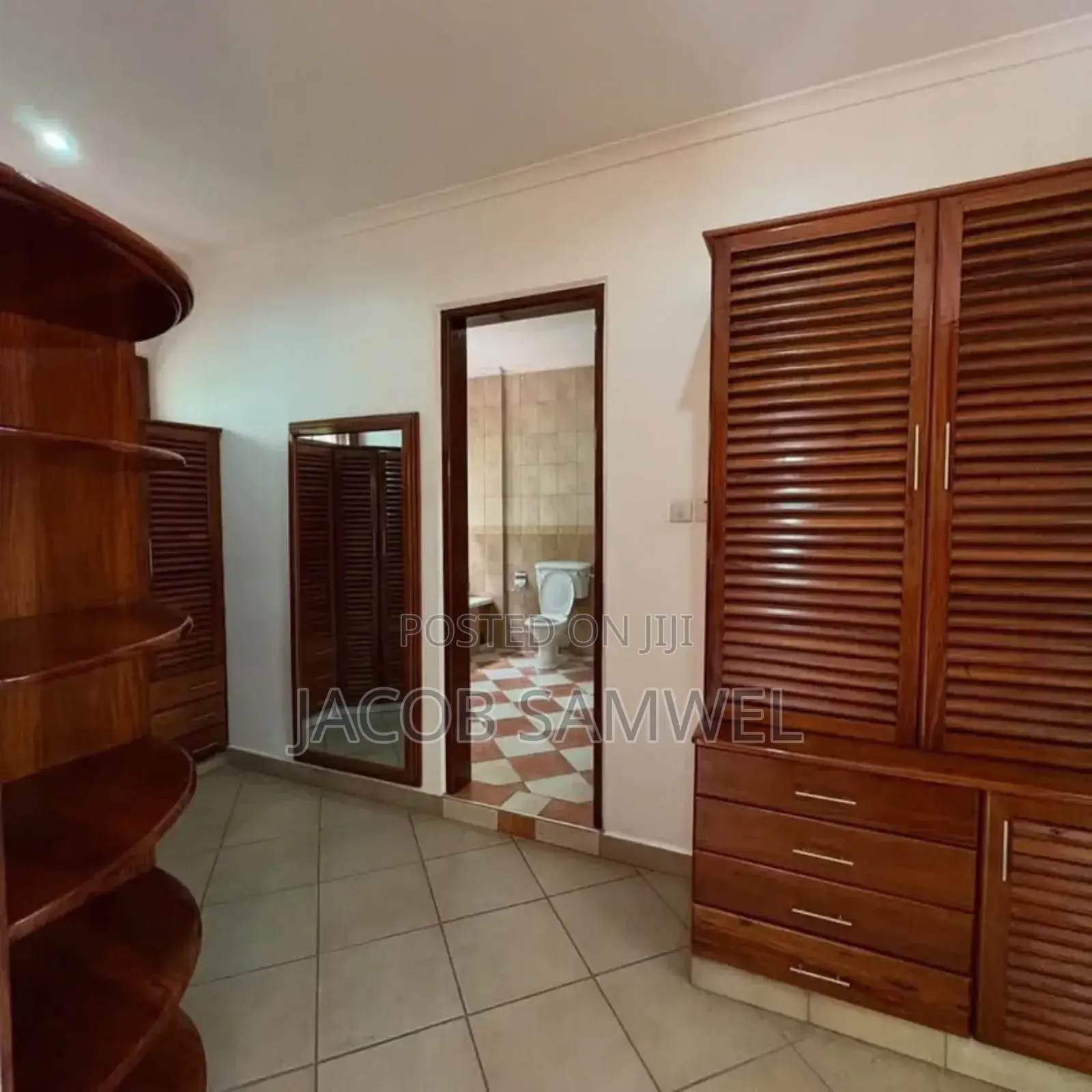 5bdrm House in Oysterbay, Kinondoni for rent
