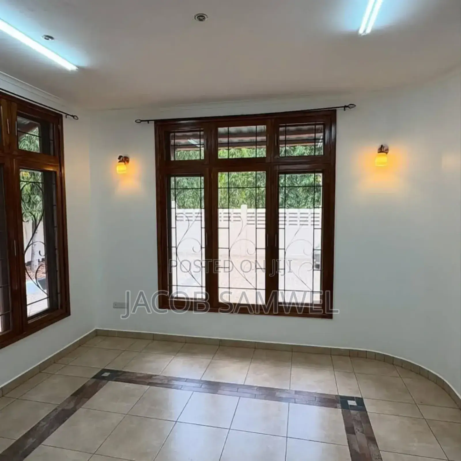 5bdrm House in Oysterbay, Kinondoni for rent