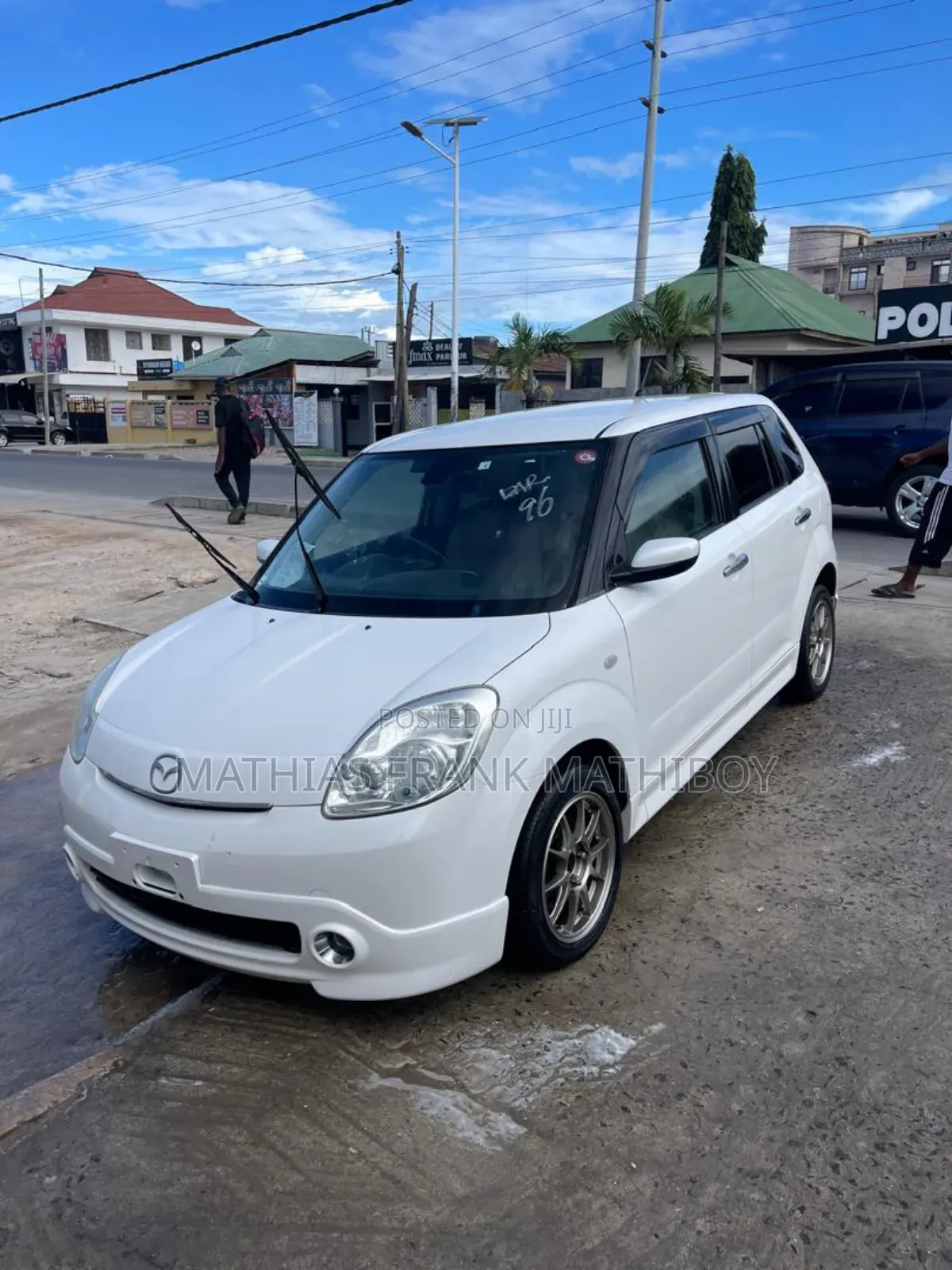 Mazda Verisa 2006 White