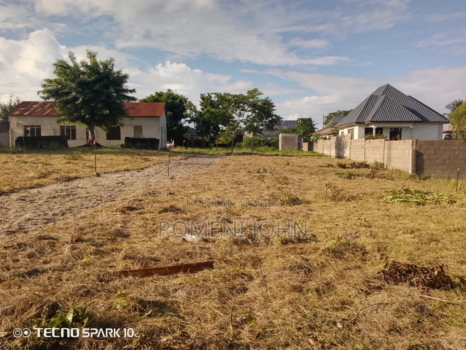 Kiwanja Mita 13 Kwa Mita 10 Kinauzwa Milion 3.5 Majohe Rada.