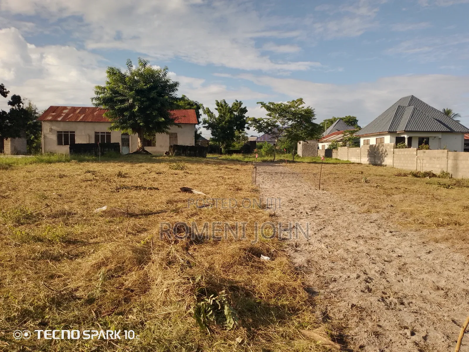 Kiwanja Mita 13 Kwa Mita 10 Kinauzwa Milion 3.5 Majohe Rada.