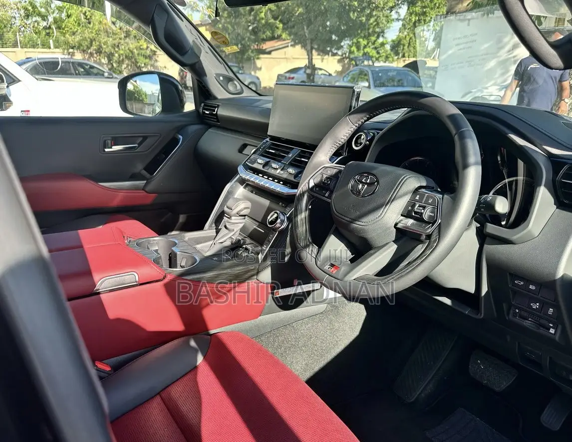 New Toyota Land Cruiser 2023 Matt Black