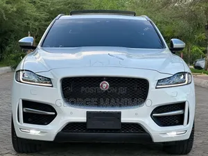 Jaguar F-Pace 2017 White