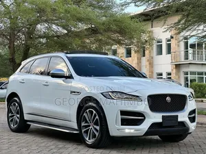 Jaguar F-Pace 2017 White