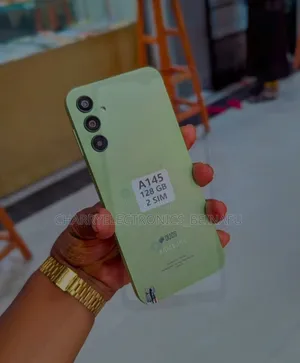 Photo - Samsung Galaxy A14 128 GB Green