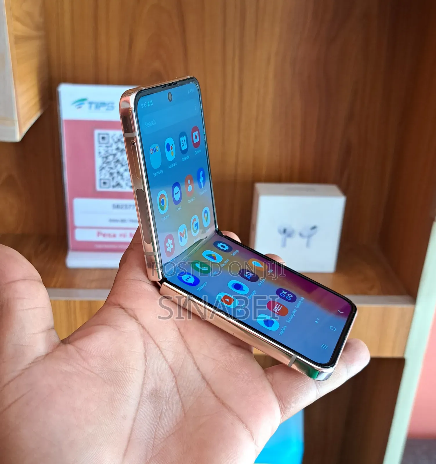 Samsung Galaxy Z Flip4 128 GB Gold