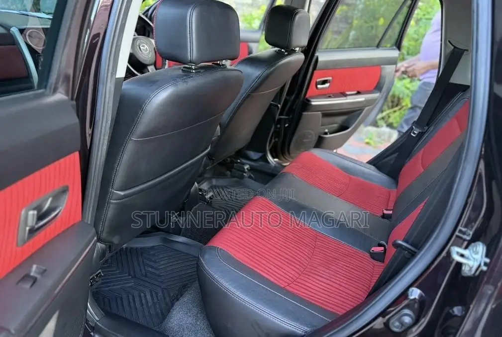 Mazda Verisa 2010 Black