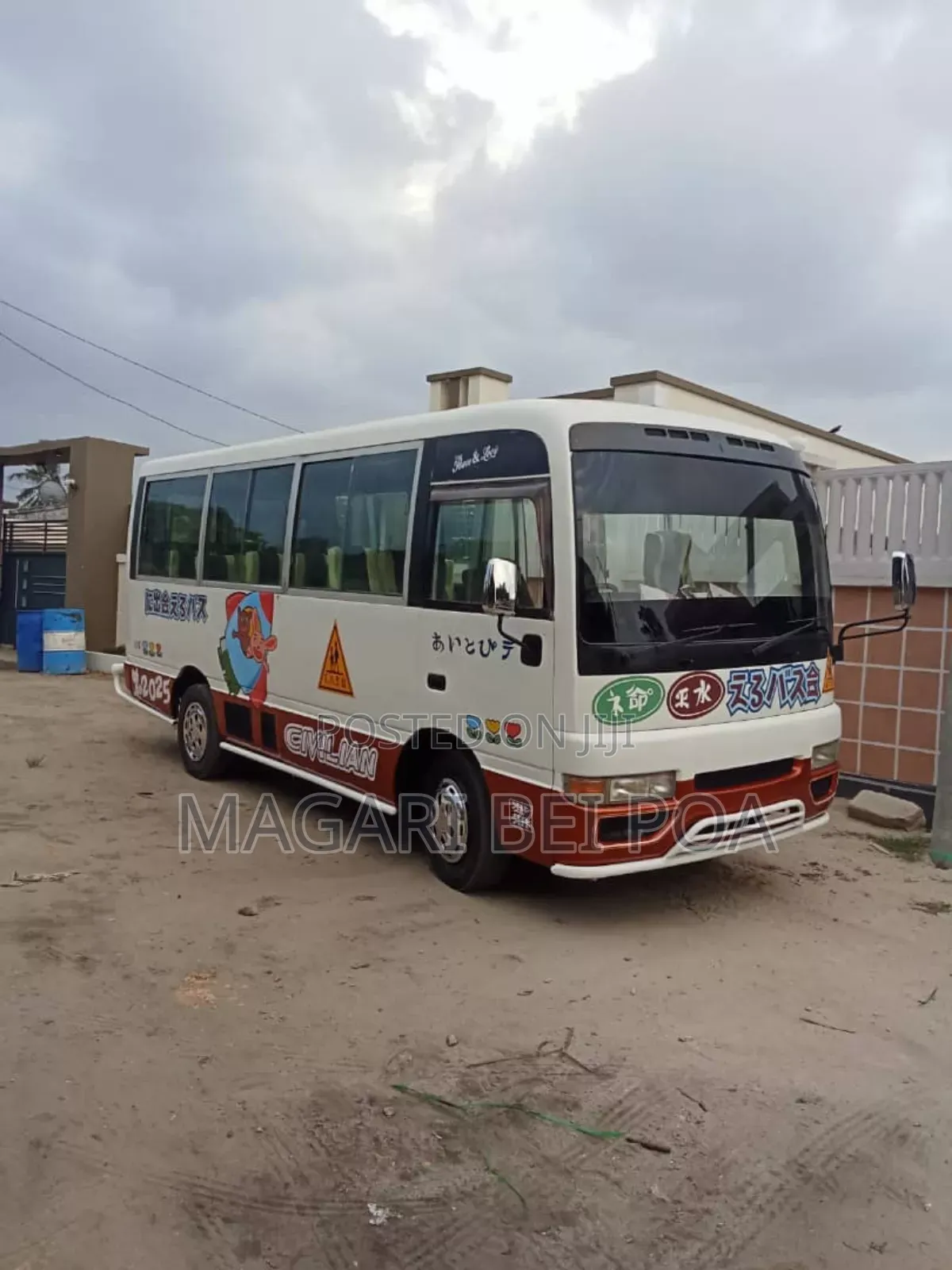 Nissan Civilian 2002 White