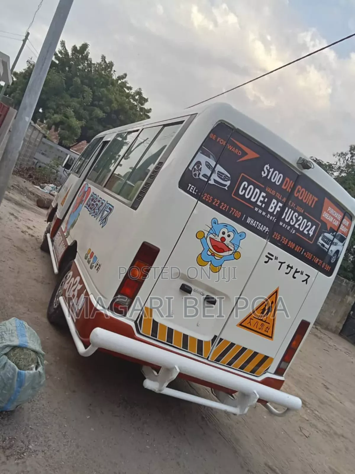 Nissan Civilian 2002 White