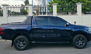 Toyota Hilux 2021 Blue