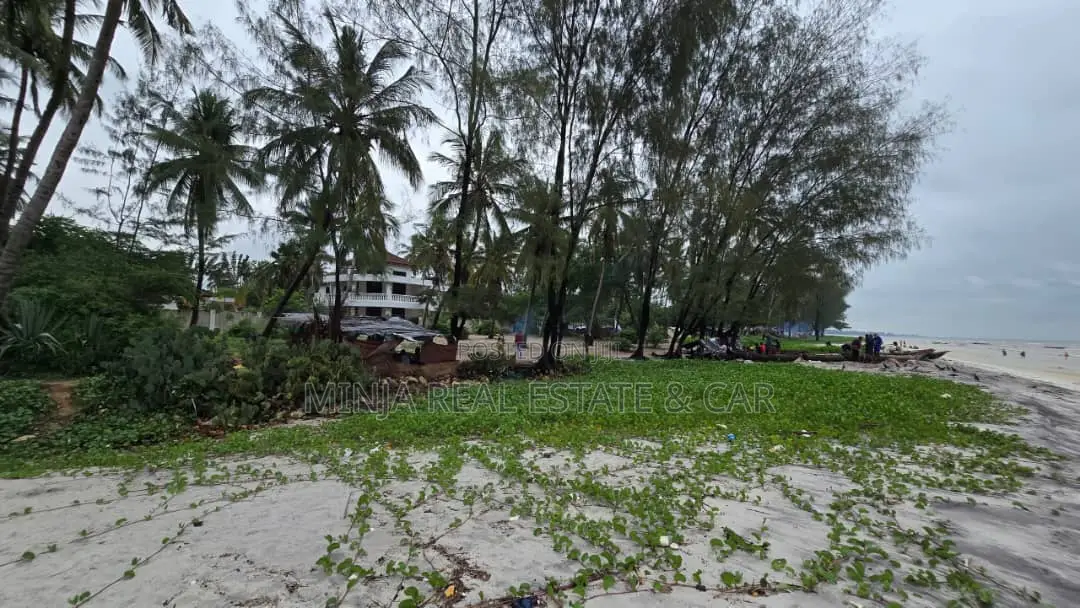10bdrm House in Mbezi Beach for sale