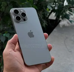 New Apple iPhone 15 Pro Max 256 GB Silver