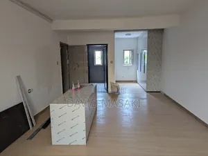 3bdrm Apartment in Garden, Oyster Bay for sale