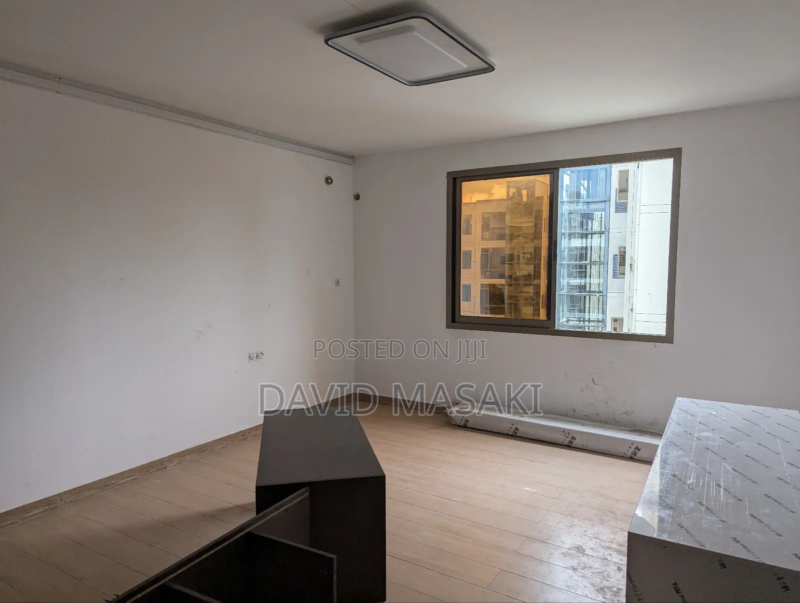 3bdrm Apartment in Garden, Oyster Bay for sale