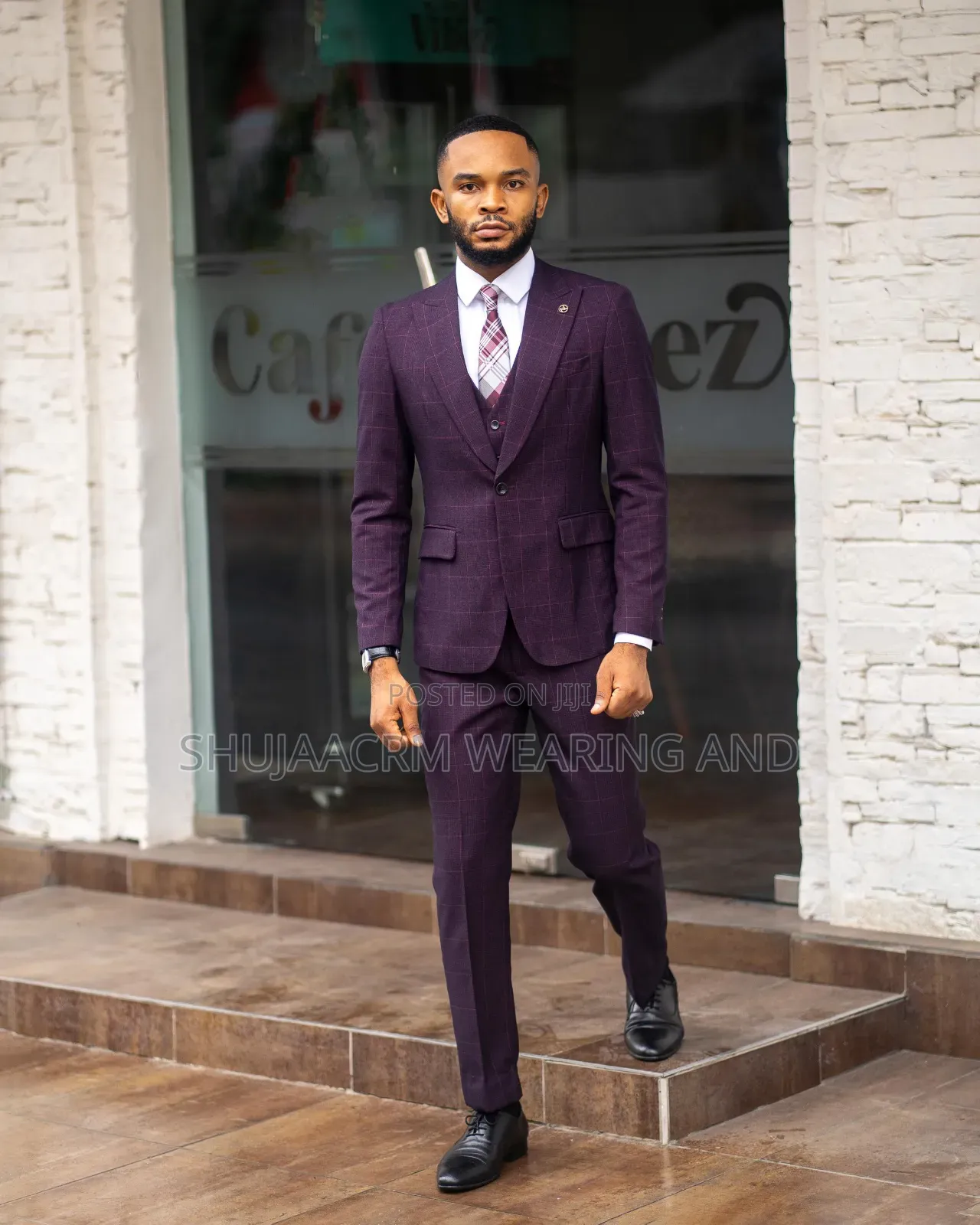 Single Pocket Suits/Suti Za Aina Yake.