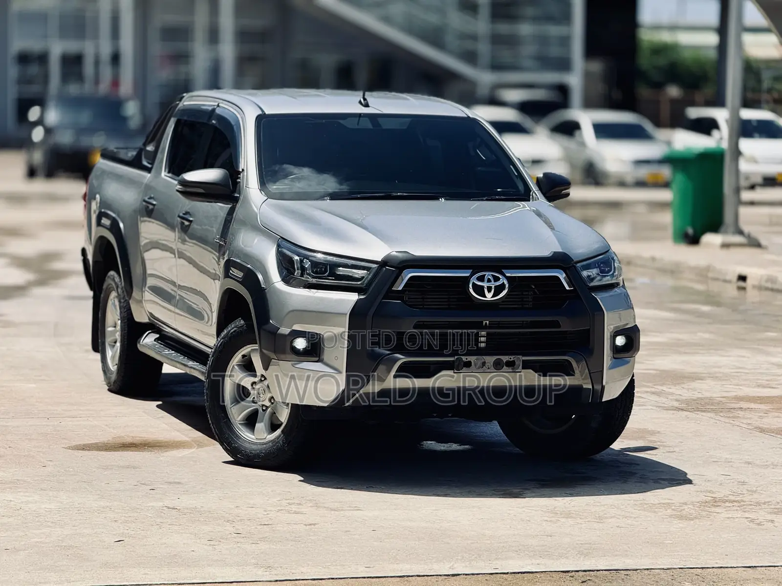 Toyota Hilux Revo Double Cab Deisel 2.8 RWD 2021 Silver