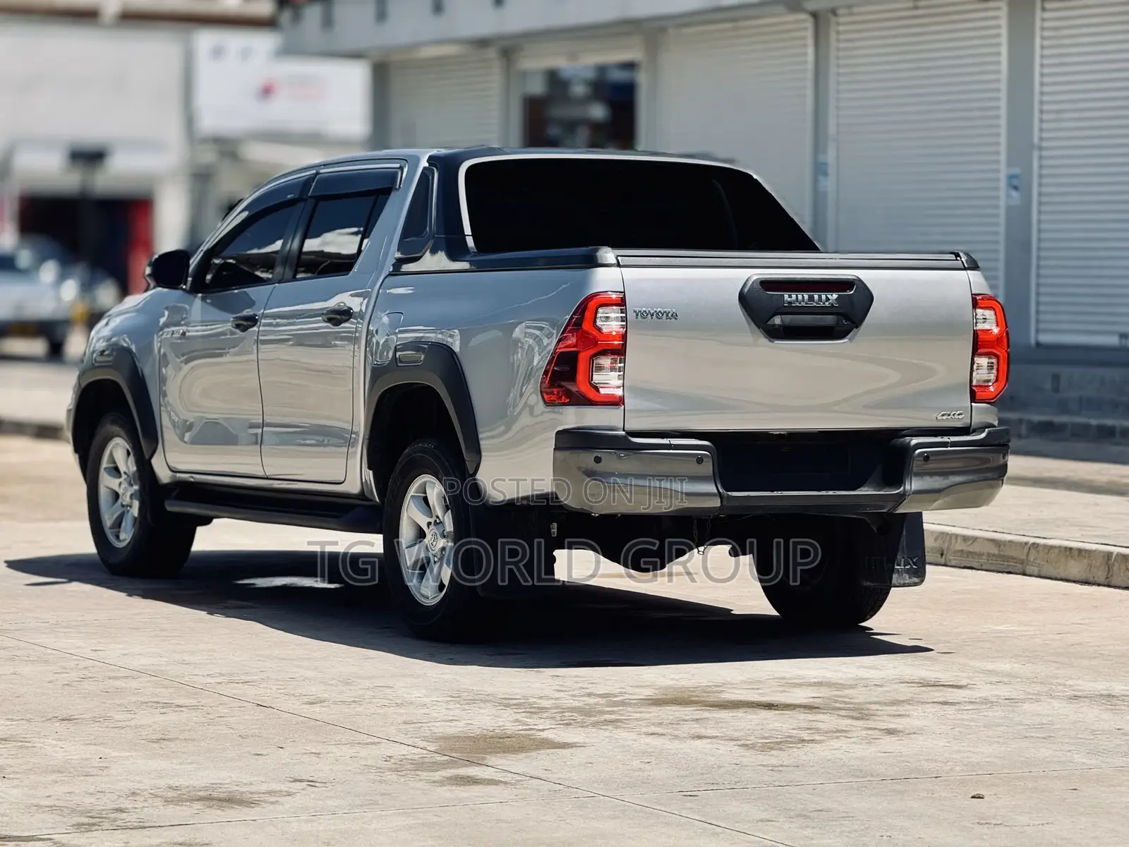 Toyota Hilux Revo Double Cab Deisel 2.8 RWD 2021 Silver