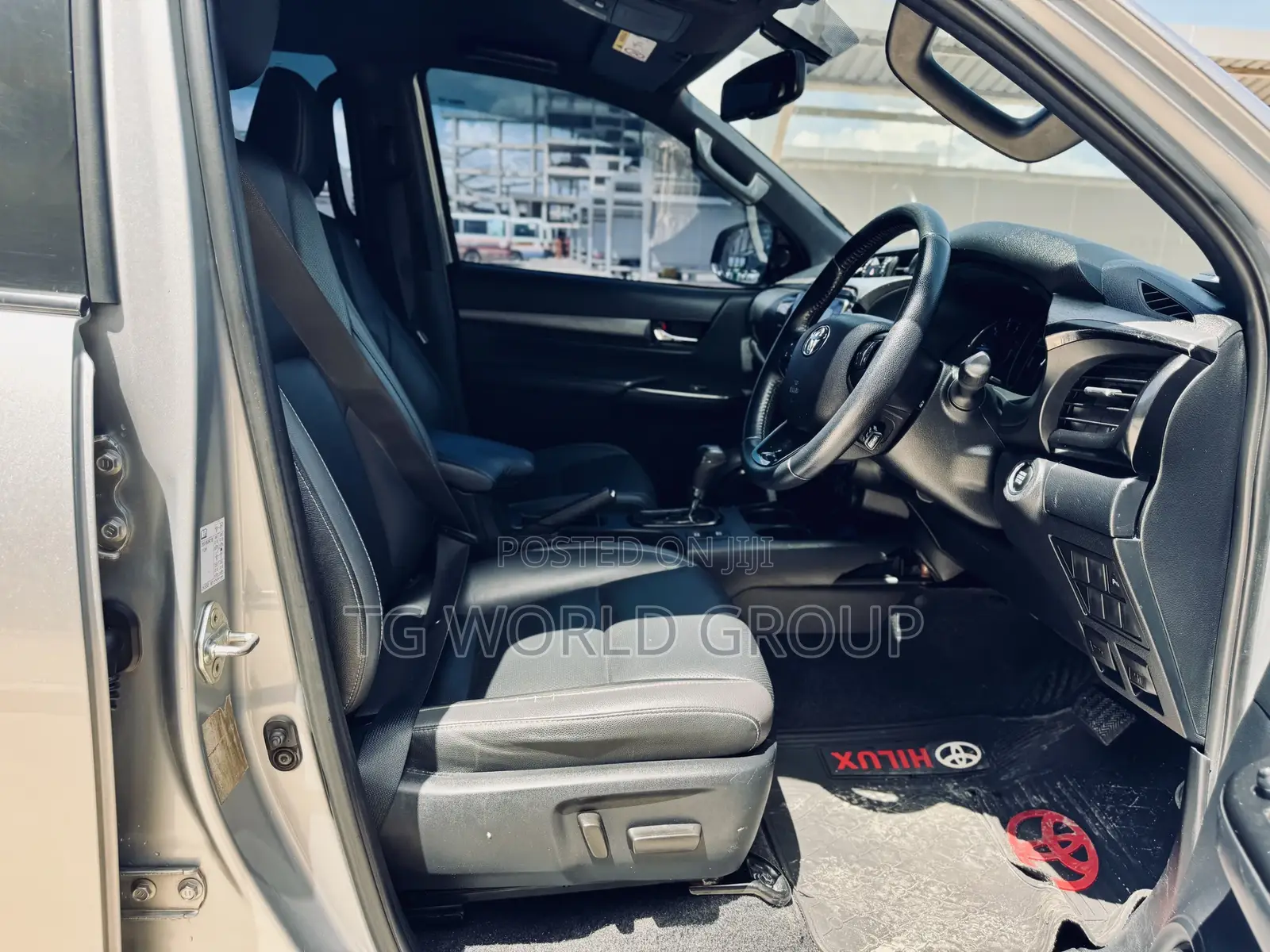 Toyota Hilux Revo Double Cab Deisel 2.8 RWD 2021 Silver
