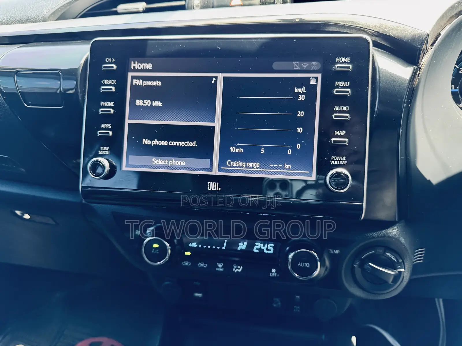 Toyota Hilux Revo Double Cab Deisel 2.8 RWD 2021 Silver