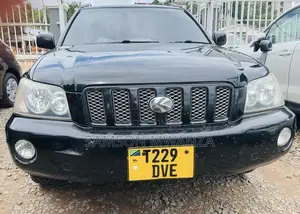 Photo - Toyota Kluger 2004 Black