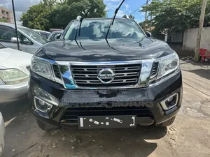 Nissan Navara 2022 Black