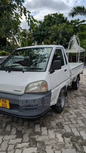 Toyota TownAce 2013 White