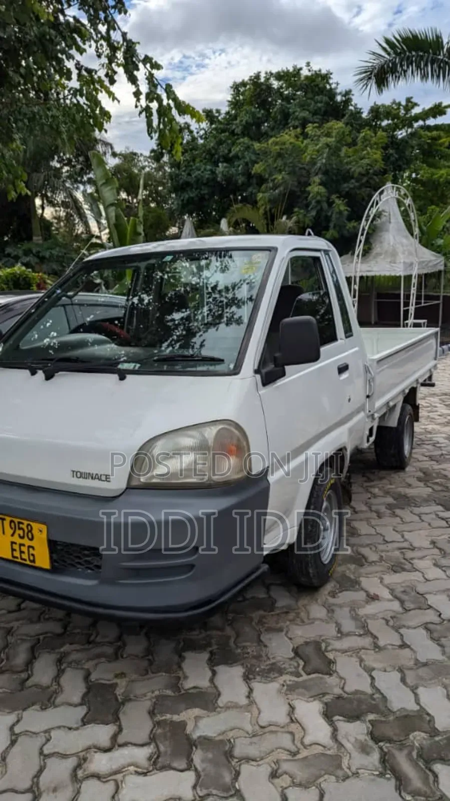Toyota TownAce 2013 White