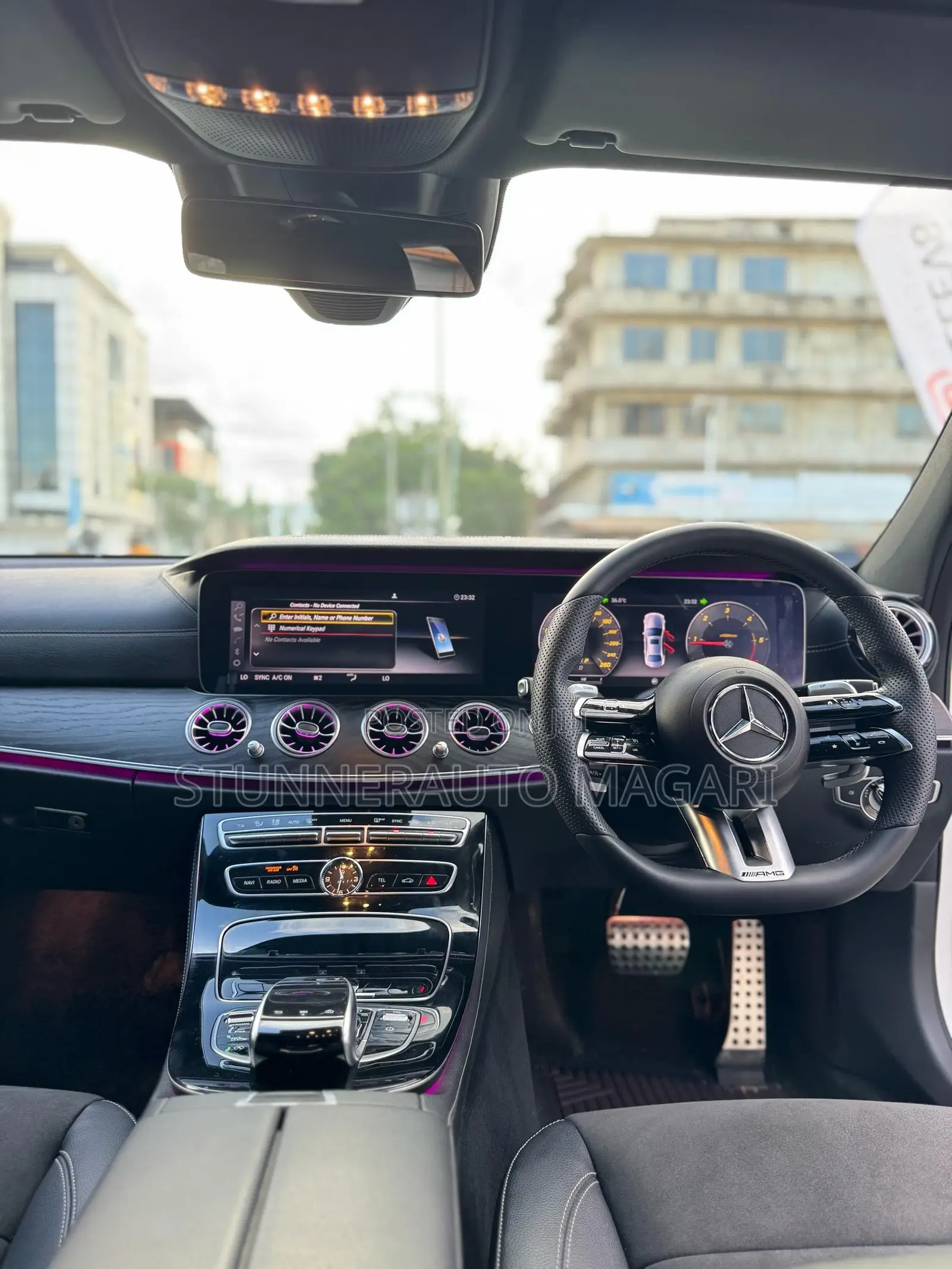 Mercedes-Benz 220E 2017 White