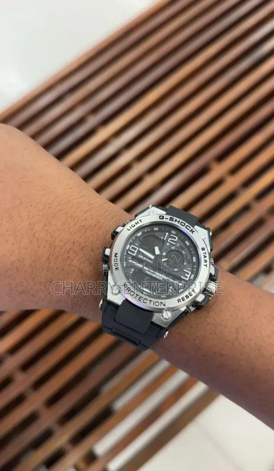 G- Shock Watches 
Analog Digital Light 
Date
Waterproof