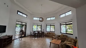 Furnished 8bdrm House in Mbezi Beach, Ukonga for sale