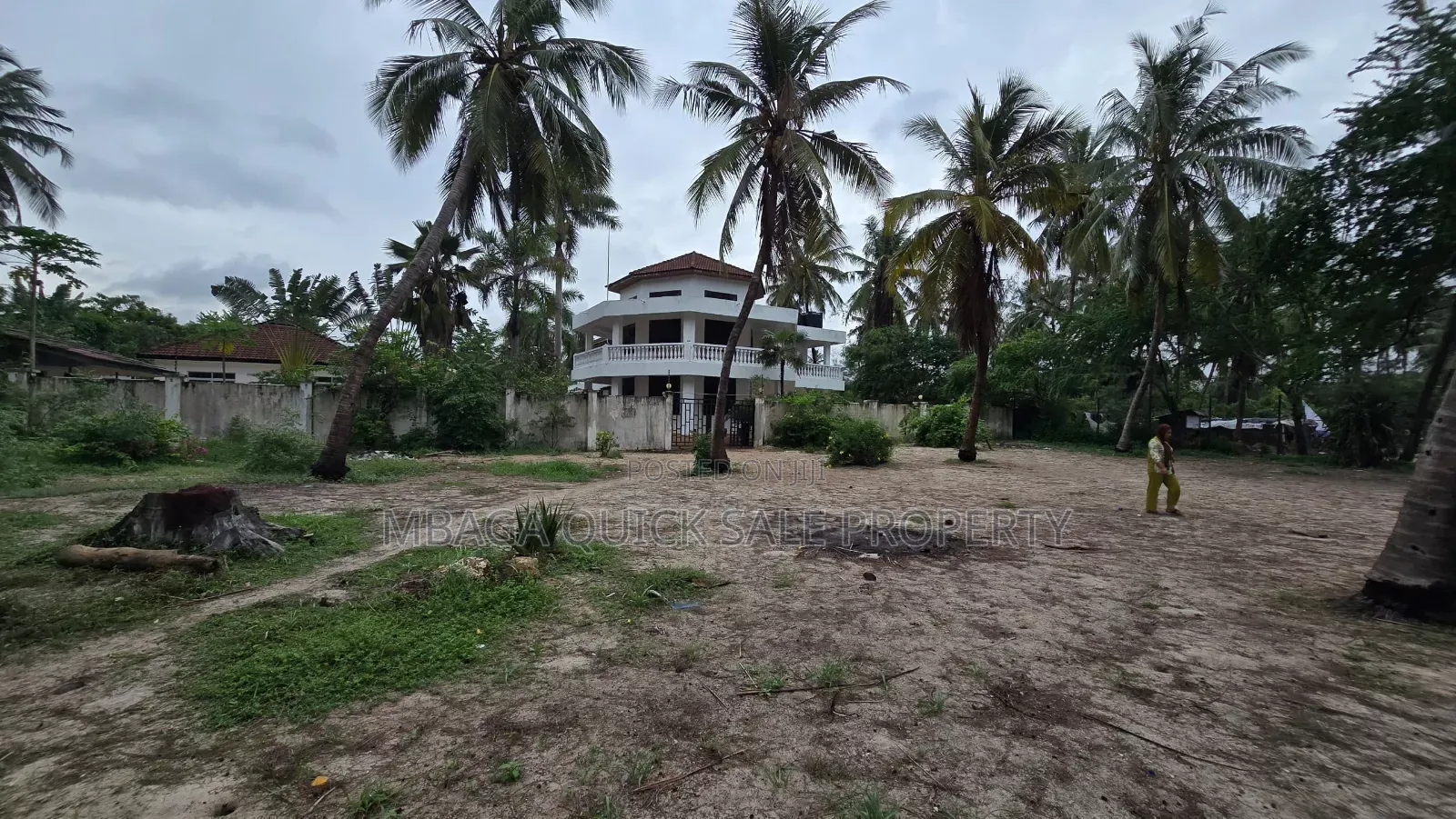Furnished 8bdrm House in Mbezi Beach, Ukonga for sale