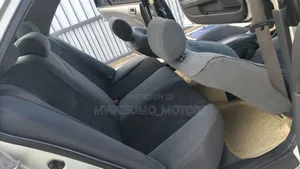 Toyota Carina 2000 Silver