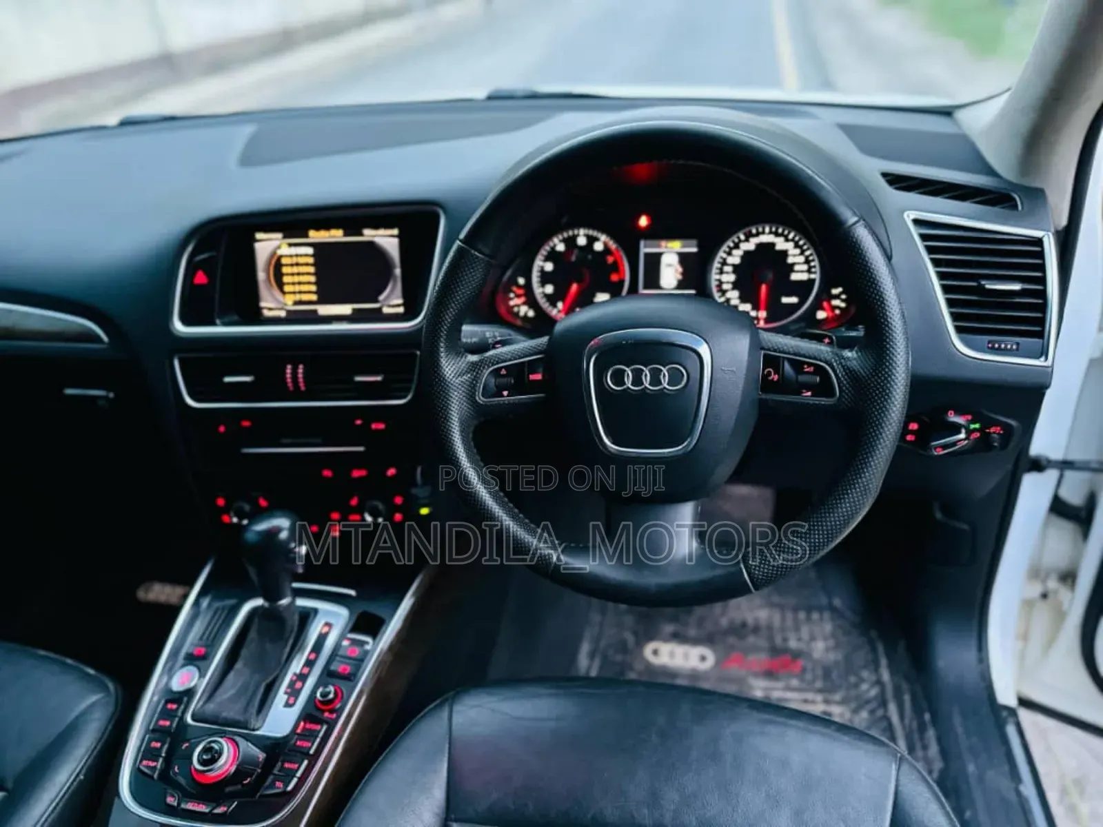 Audi Q5 2.0 TDI Automatic 2010 White