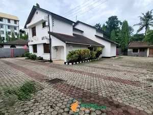 5bdrm Bungalow in Mikocheni for rent