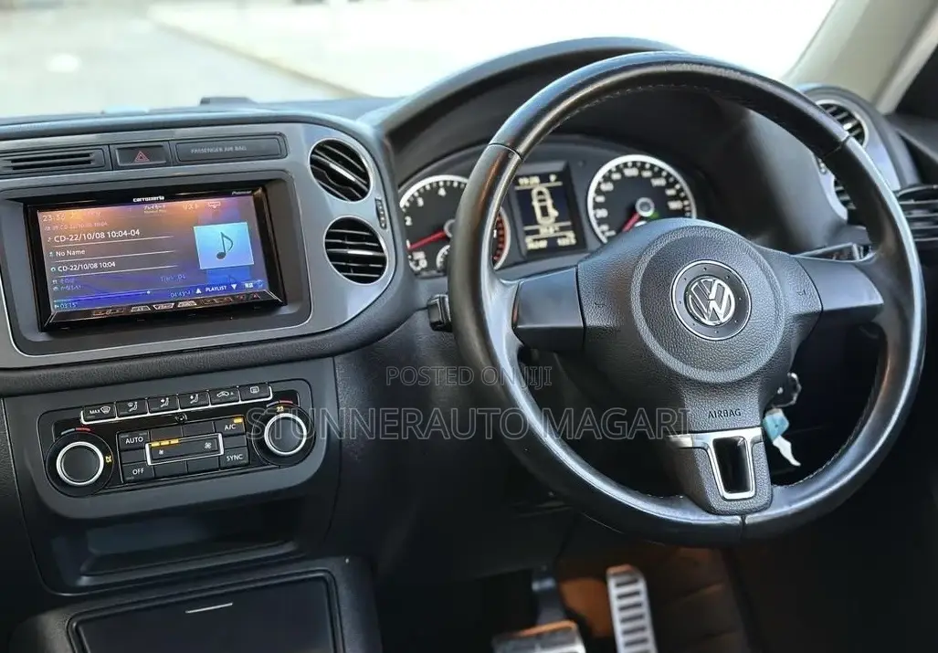 Volkswagen Tiguan 2013 Black