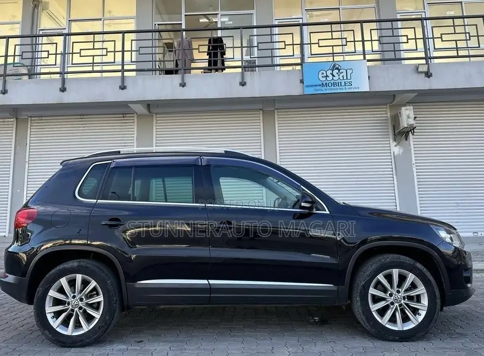Volkswagen Tiguan 2013 Black