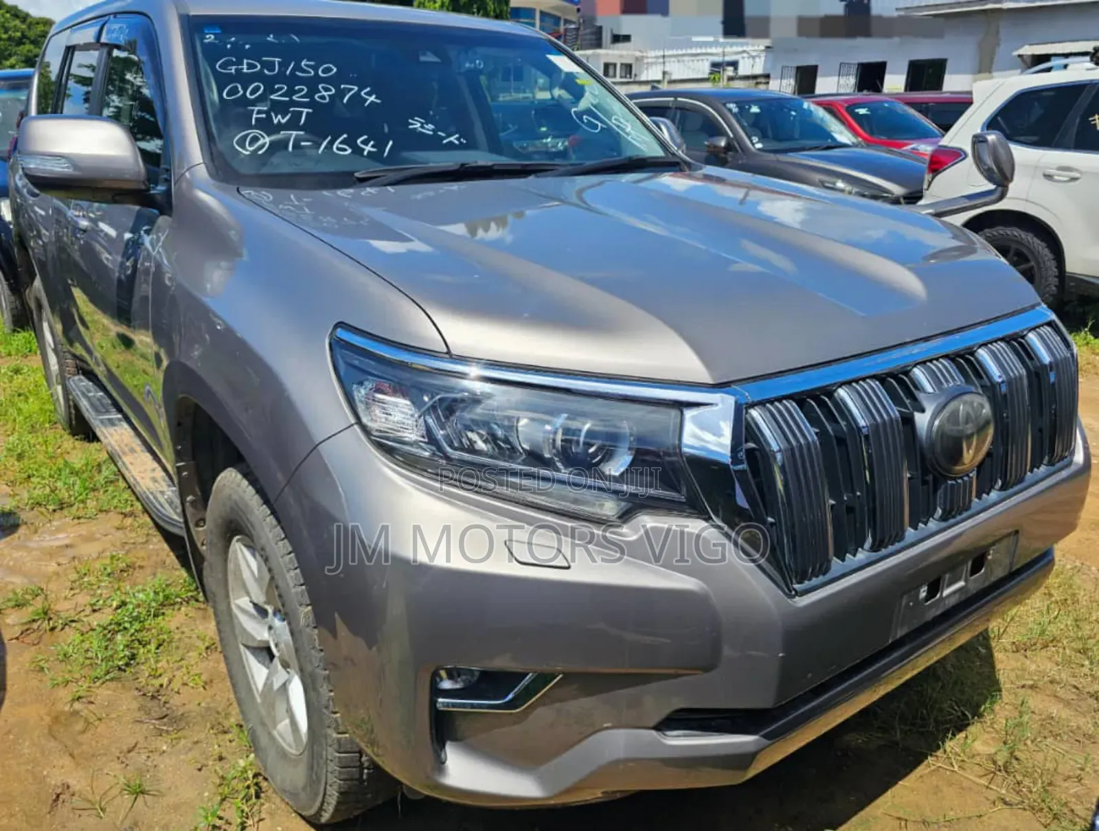 Toyota Land Cruiser Prado 2017 Gray
