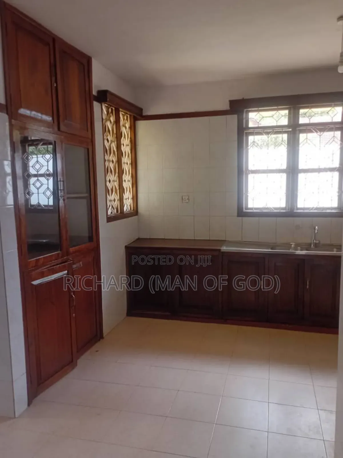 5bdrm Mansion in Arusha for rent