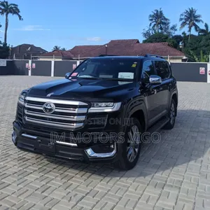 New Toyota Land Cruiser 2024 Black