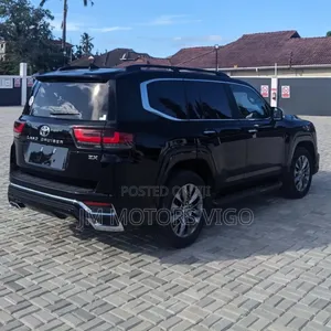 New Toyota Land Cruiser 2024 Black