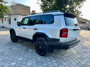 New Toyota Land Cruiser Prado 2024 White