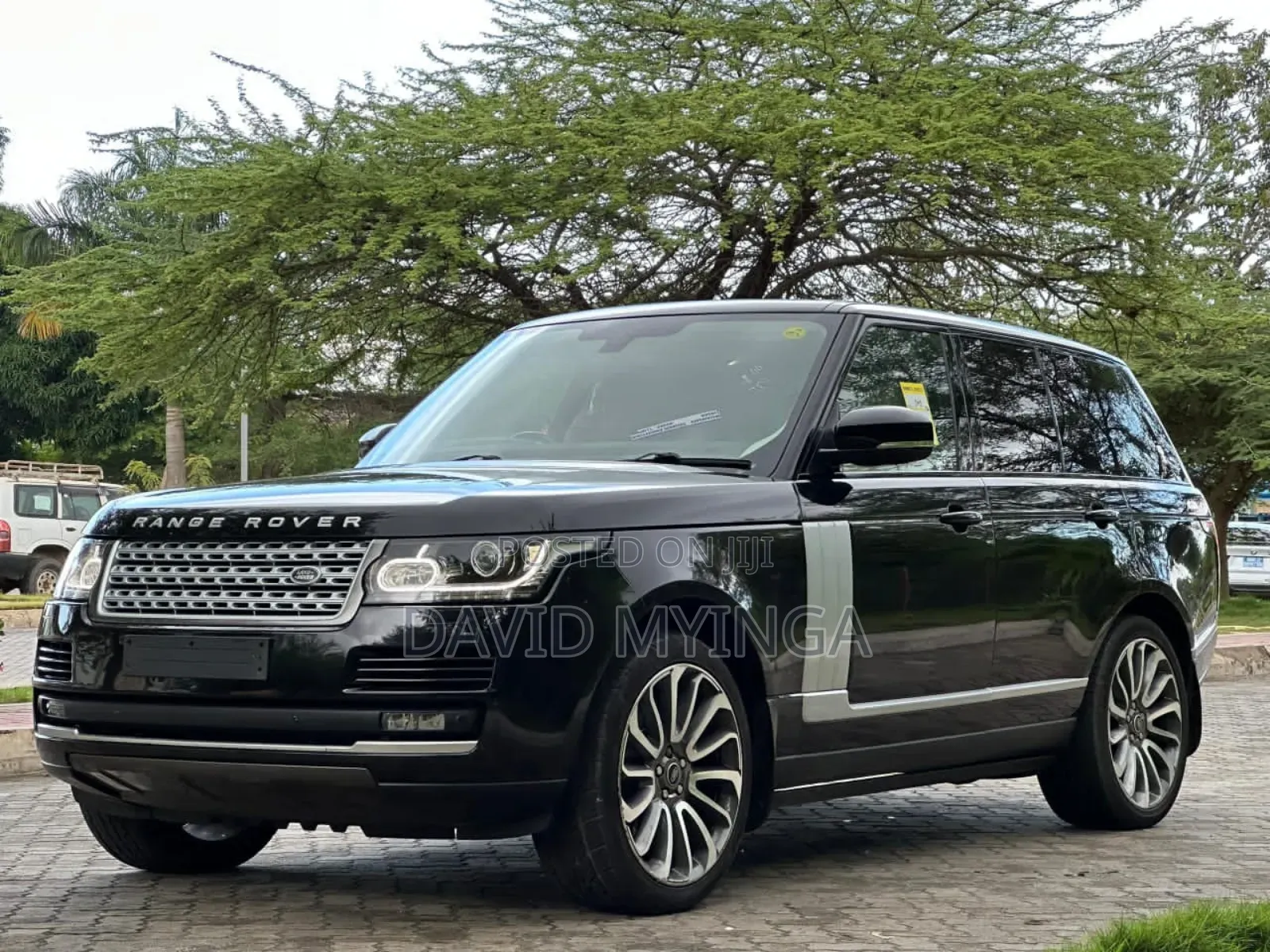 Land Rover Range Rover Vogue 2015 Black