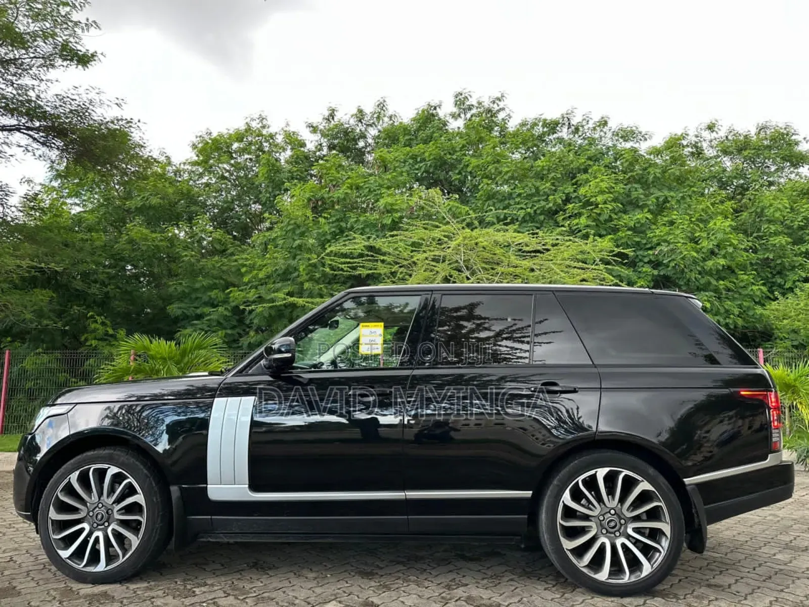 Land Rover Range Rover Vogue 2015 Black
