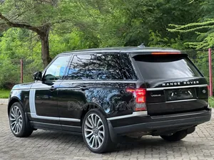 Land Rover Range Rover Vogue 2015 Black