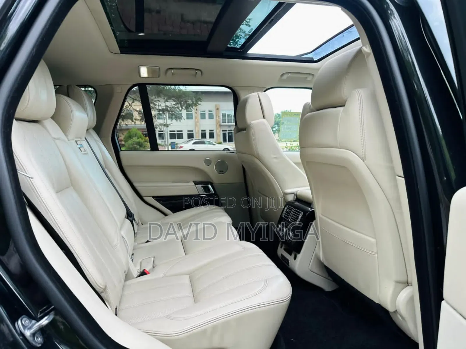 Land Rover Range Rover Vogue 2015 Black