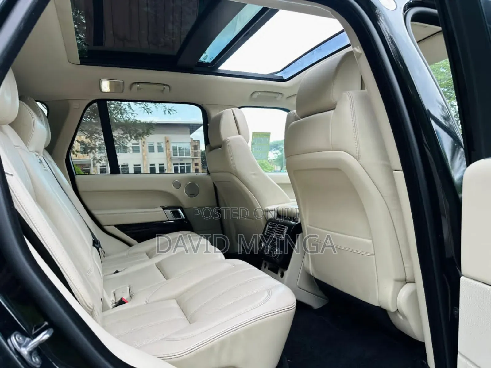 Land Rover Range Rover Vogue 2015 Black