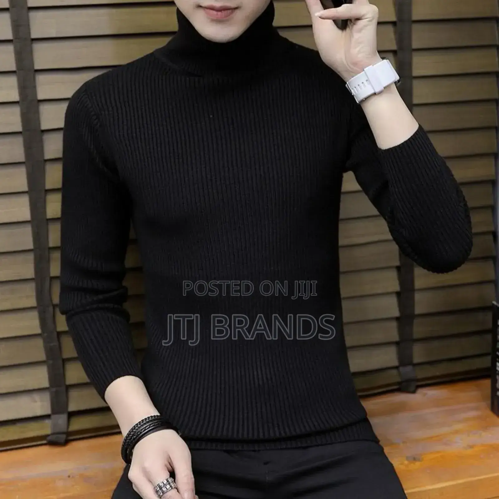 Black New Pullneck